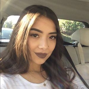 Meet your Posher, Esperanza